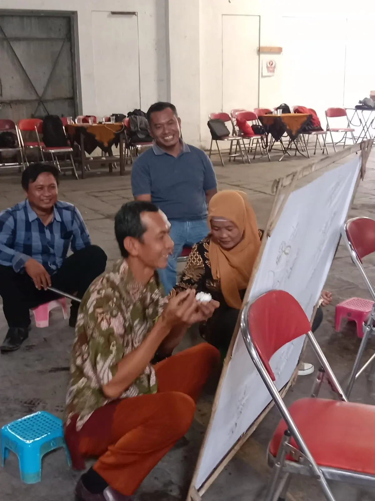 Pelatihan membatik mahasiswa UNIBA(35)